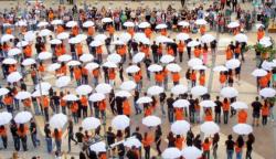 Najava: Maturski ples tačno u podne