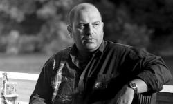 Trg pjesnika sa Andrijom Radulovićem