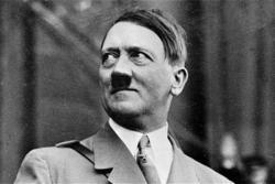 Хитлеров телефонски именик продат за 33.000 фунти