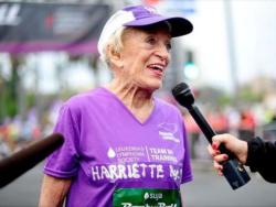 Истрчала маратон са 92 године