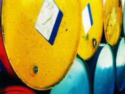 Свијет у паници, нафта из САД руши рекорде