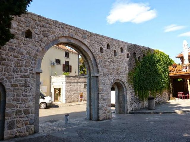 stari-grad-trebinje stari-grad-trebinje